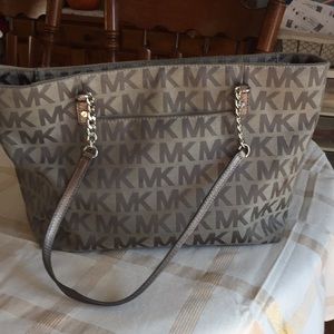Michael Kors bag