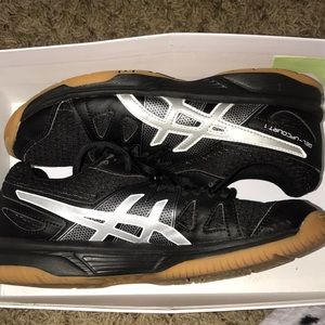 Asics volleyball shoes