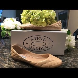 Steve Madden Kwiltt Natural 7 BNIB