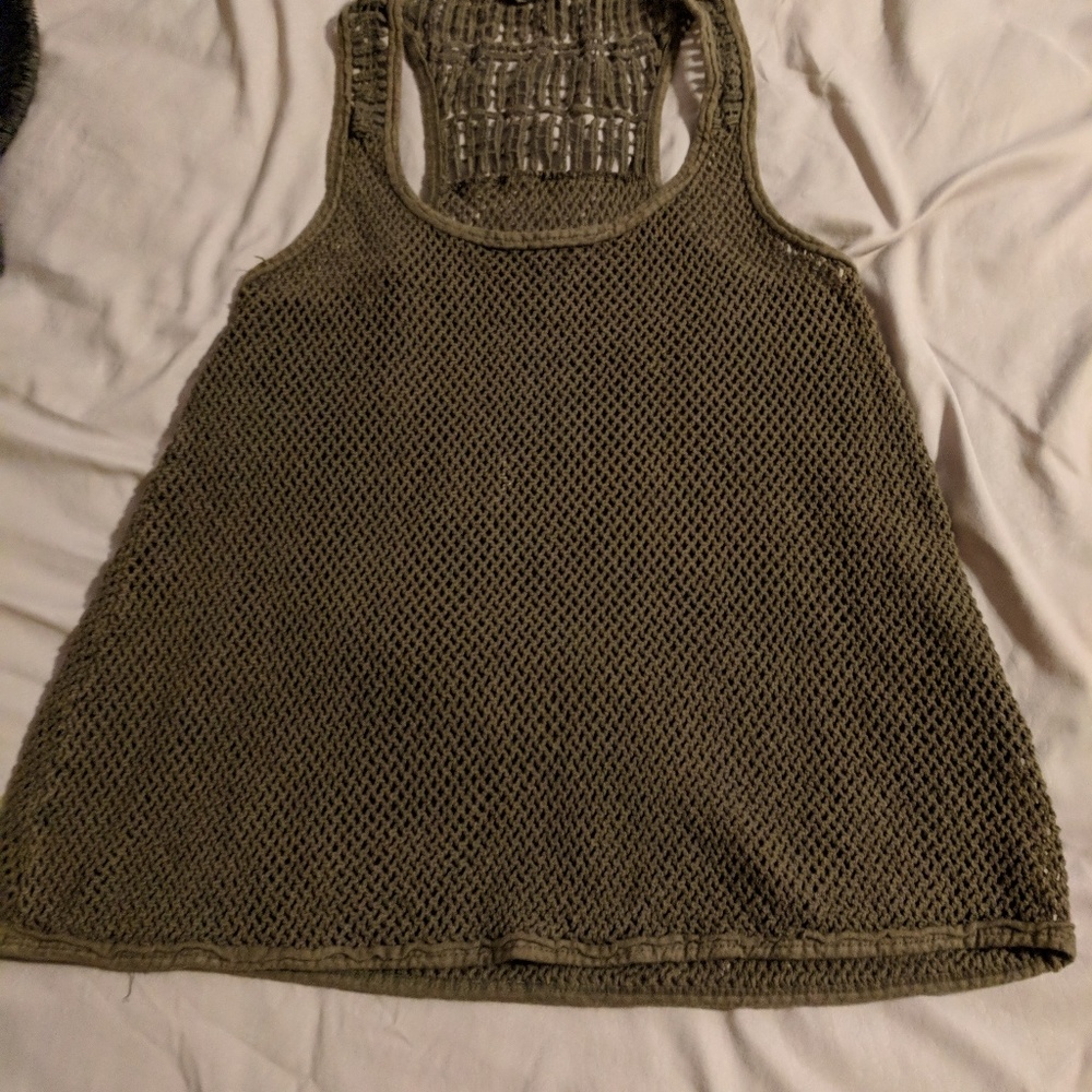 Mesh tank