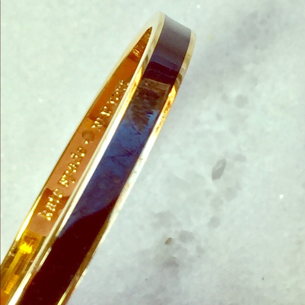 ♠️kate spade Draw the Line Black & Gold Bangle♠️