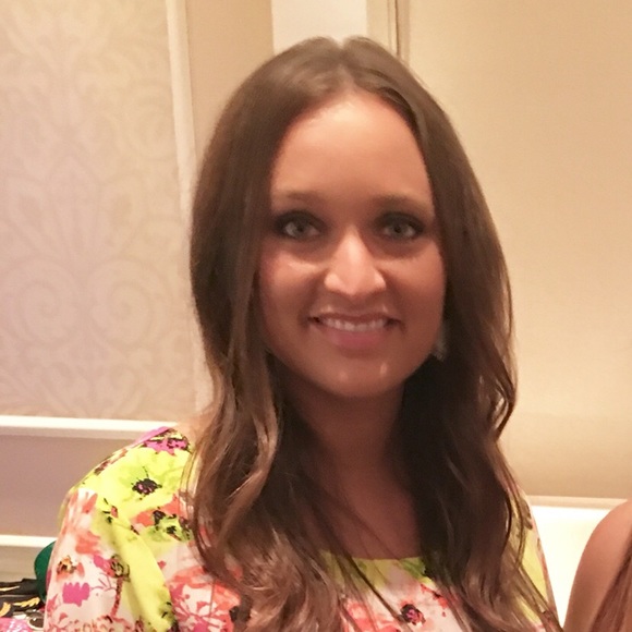 Meet your Posher, Katie - Picture 1 of 1