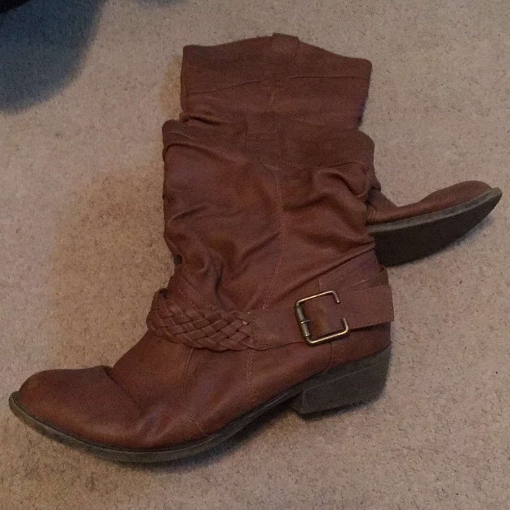 Brown boots