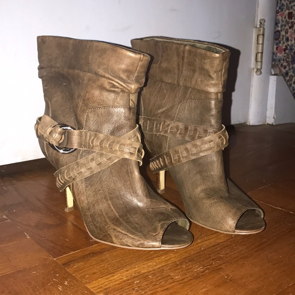 Like new Guess booties. Open toe.