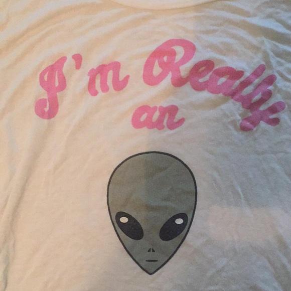 I’m really an alien crop top - Picture 2 of 2
