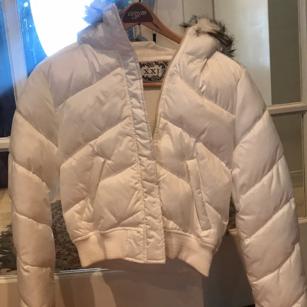 White puffer jacket