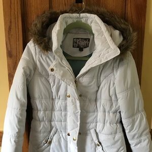 White puffer jacket