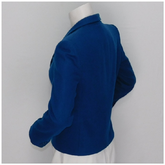 SAVILLE, PETITE, Wool Blend Blazer, size 8 Medium - Picture 5 of 8