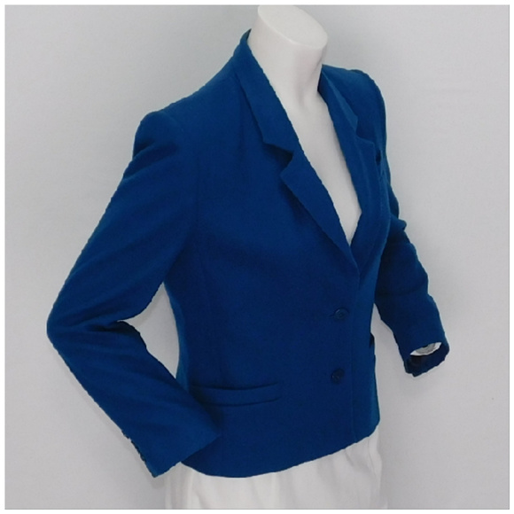 SAVILLE, PETITE, Wool Blend Blazer, size 8 Medium - Picture 2 of 8