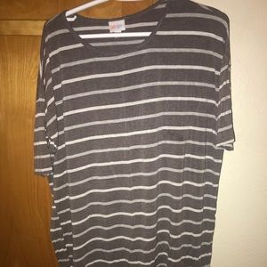 Small LulaRoe Irma Tunic