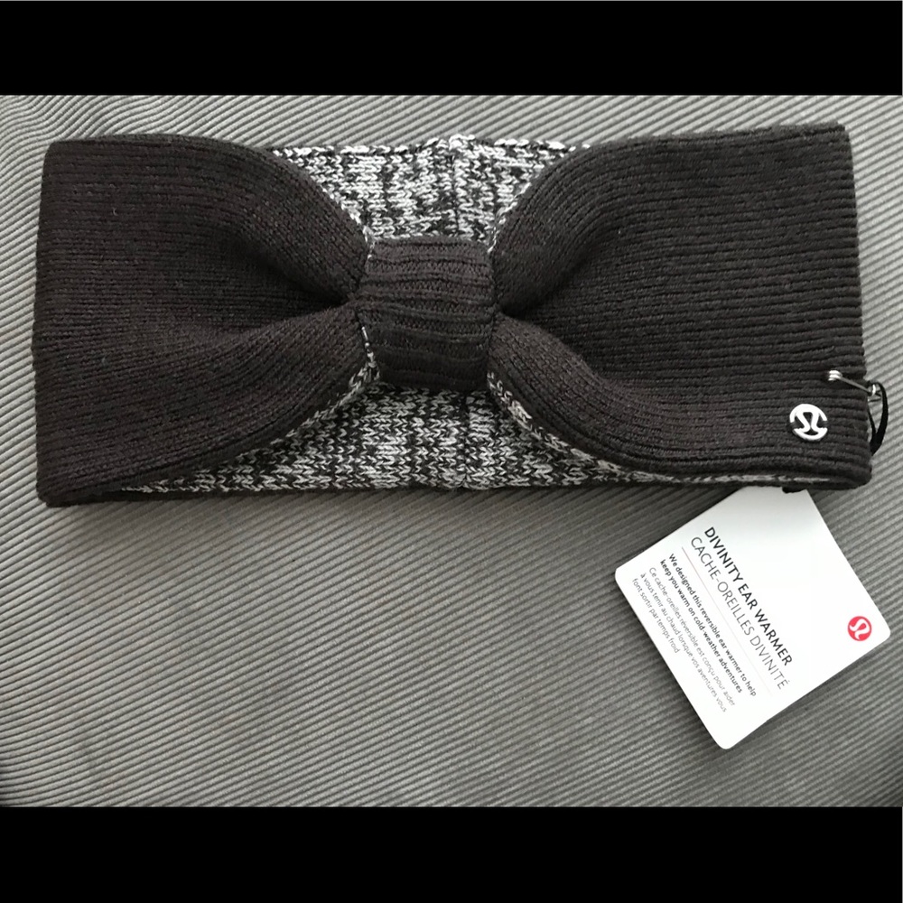 Lululemon Divinity Earwarmer