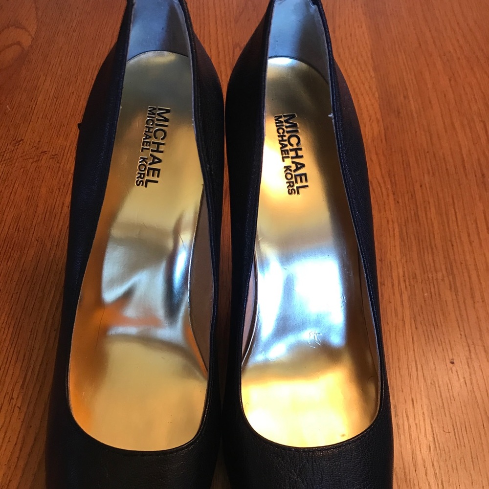 keds t strap sneaker