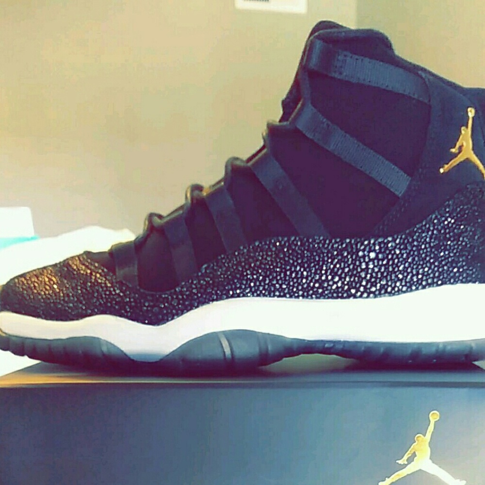 Retro Jordan Heiress 11 5.5y GS