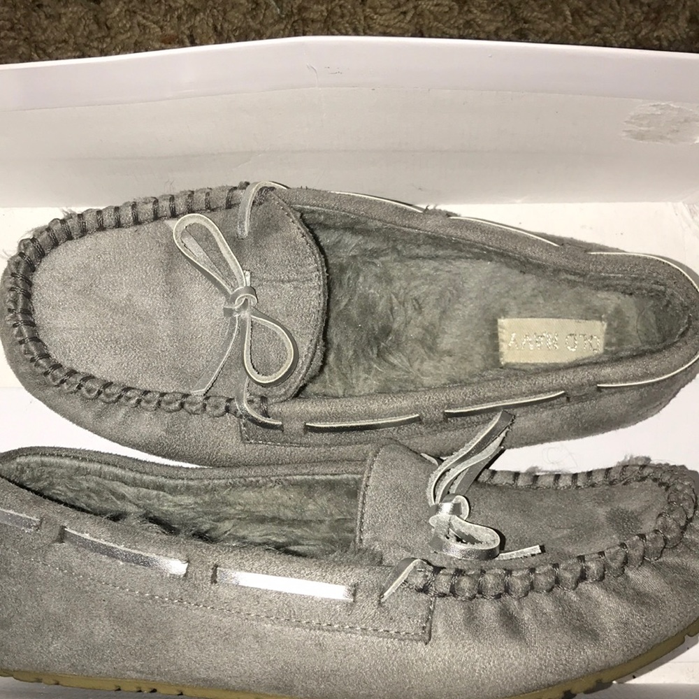Old navy moccasins worn once