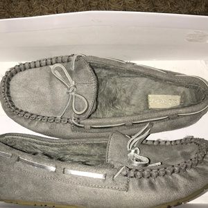 Old navy moccasins worn once