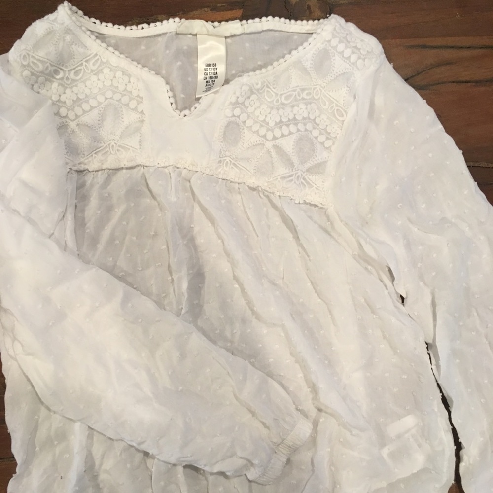 Preteen / teen girls tops bundle