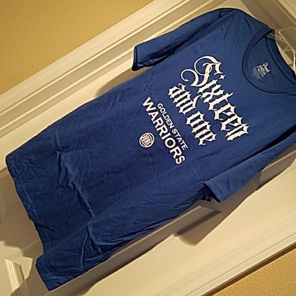 Golden State Warriors 2017 Championship t shirt - Picture 1 of 3