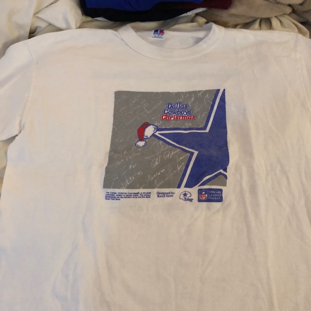 Vintage Christmas Cowboys T-shirt autographed by