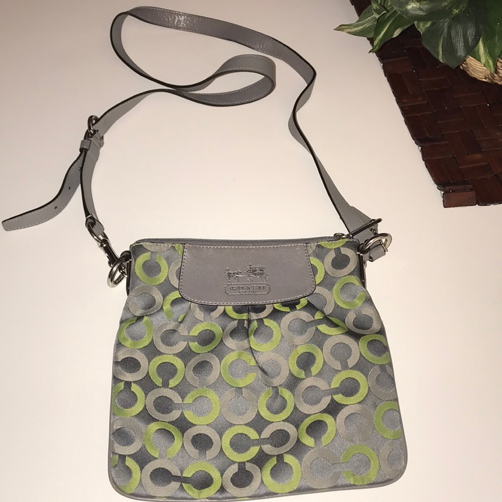 Coach swing pack