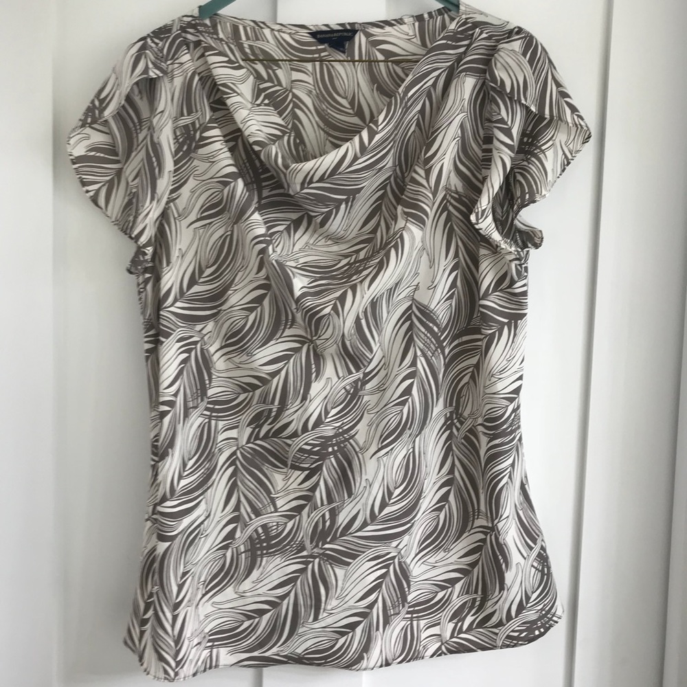 Banana Republic feather print blouse