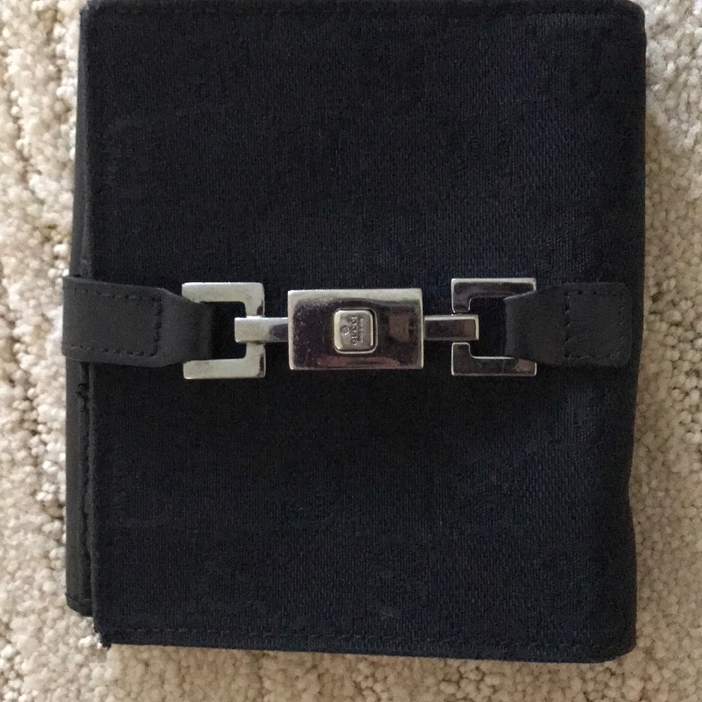 Gucci wallet