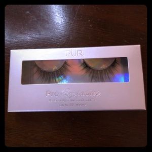 PUR Cosmetics Pro Eyelashes, NWT
