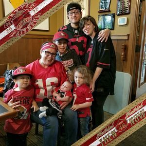 Meet your Posher, Dustin