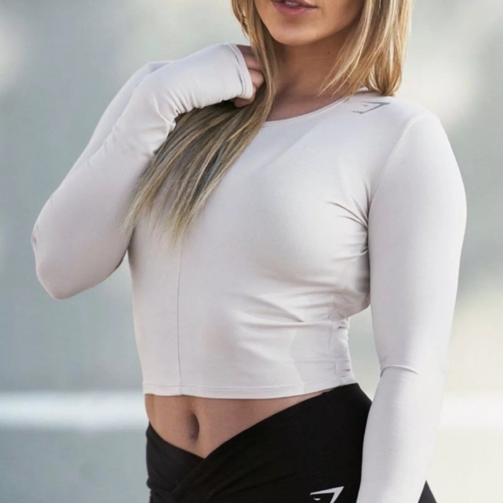 ❌SOLD❌ nikki blackketter backdrop crop top