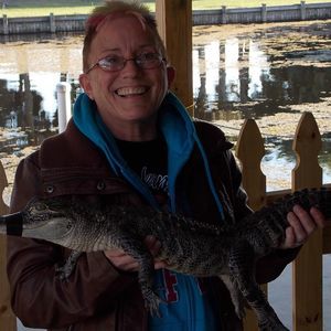 Meet your Posher, Dawna