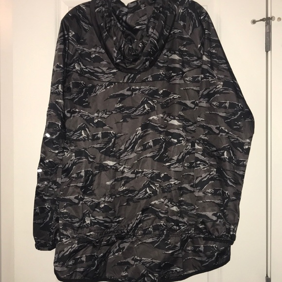 Nike Shell Jacket - Picture 5 of 5