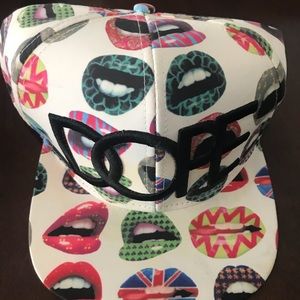 DOPE Kisses Hat