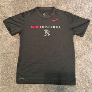 Nike boys shirt sleeve shirt