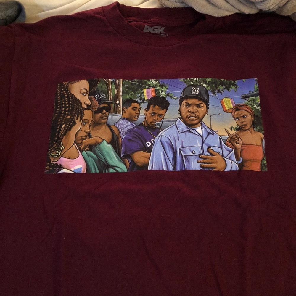 Maroon boys in the hood T-shirt size Medium