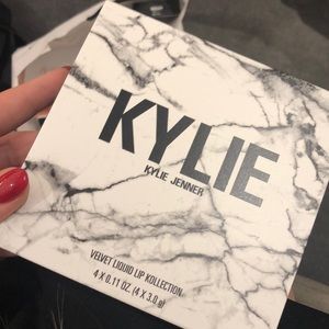 KYLIE TOPSHOP POPUP EXCLUSIVE VELVET LIP SET