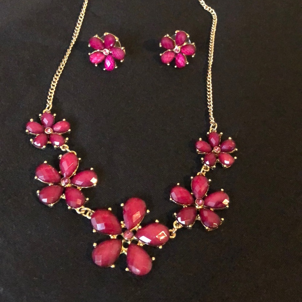 Purple/Maroon Flower Necklace & Earring Set
