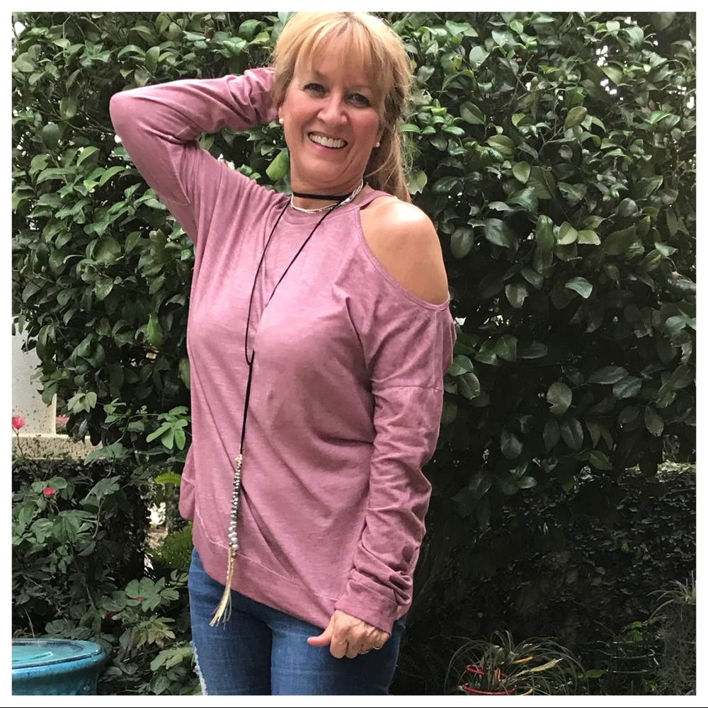 Oil Washed Cotton Slub, Cold Shoulder Top - Picture 4 of 8