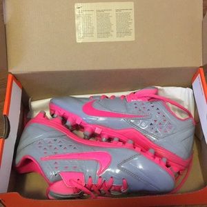 Gray and Pink Women’s Lacrosse Cleats