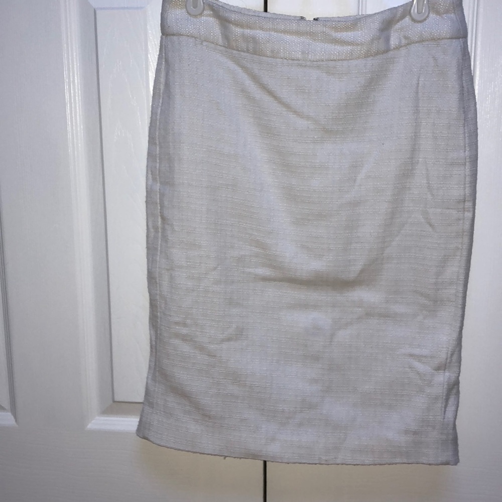 White banana republic basketweave stitched skirt