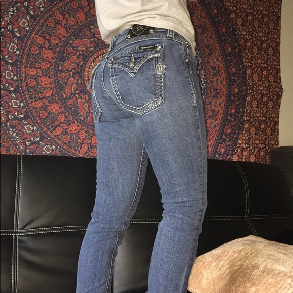 Miss Me Jeans (hardly worn) - Picture 2 of 3