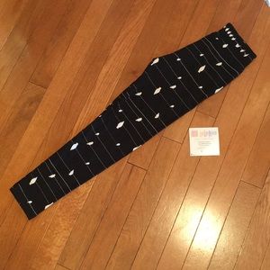 NWT Tween LuLaRoe Birds on a Wire Leggings