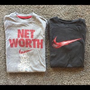 Boys Nike size small tee shirts