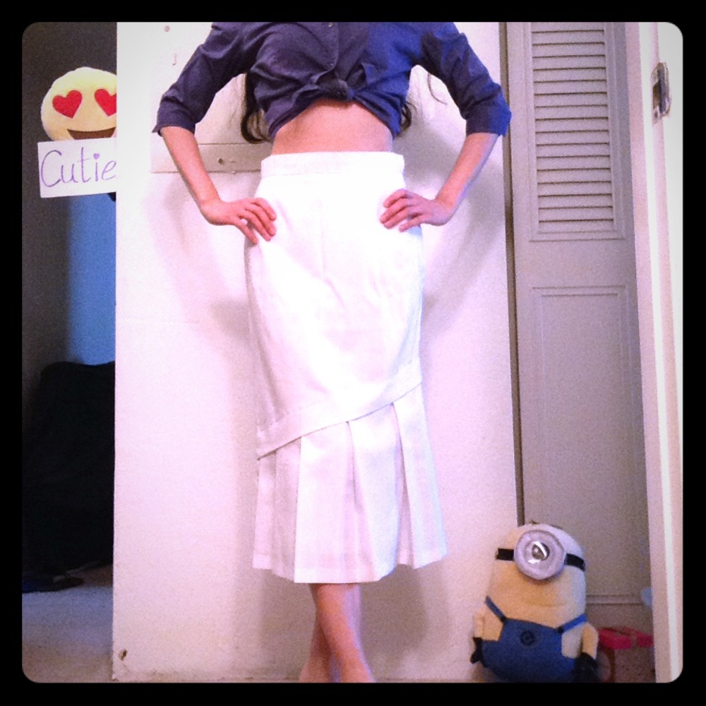 Jacques Vert White Mermaid Skirt for Fall/Winter S