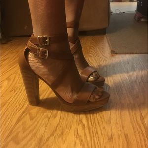 NWT - Brash heels size 10