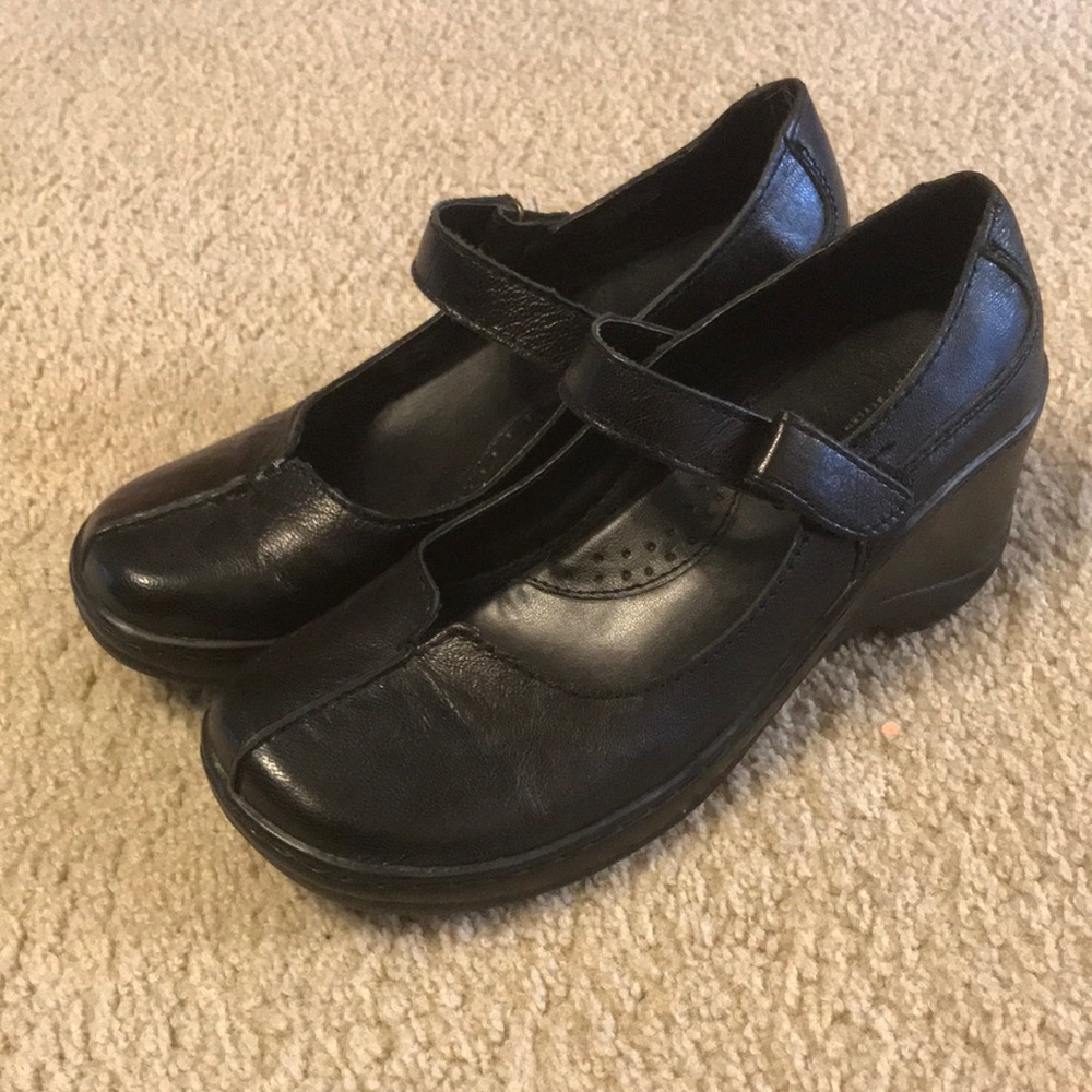 Sonoma Mary Jane style shoes