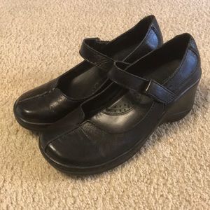 Sonoma Mary Jane style shoes