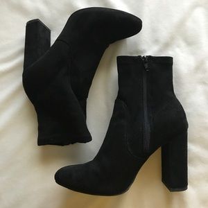 ⚫️ Suede Boots ⚫️