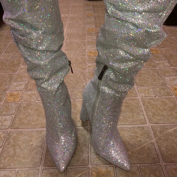 cape robbin glitter boots