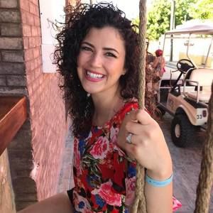 Meet your Posher, Katelyn