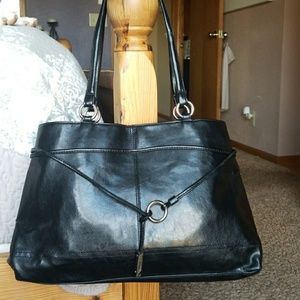 Kenneth Cole Reaction black purse/handbag