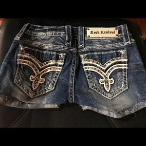 Rock revival size 25. EUC